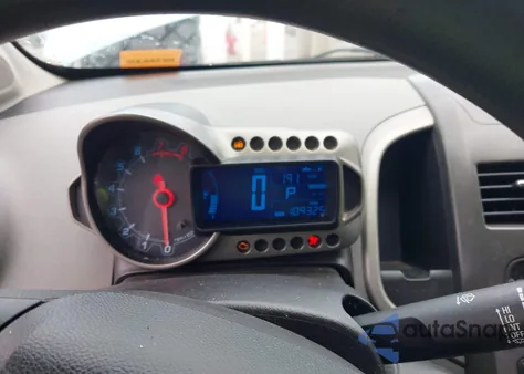 2014 Chevrolet Sonic Lt Auto z USA, uszkodzony, nr VIN 1G1JC5SHXE4191768